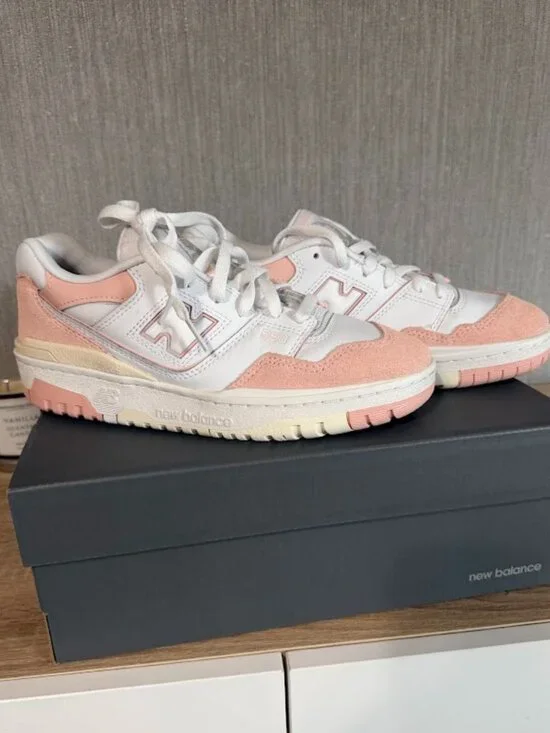 New Balance 550 White Pink Women’s Sneakers Size 9 Retro Leather Shoes New - Picture 3 of 12